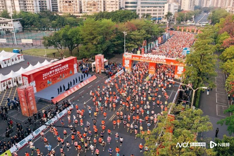 2万名跑友燃动全城，清远马拉松赛规模创历史新高